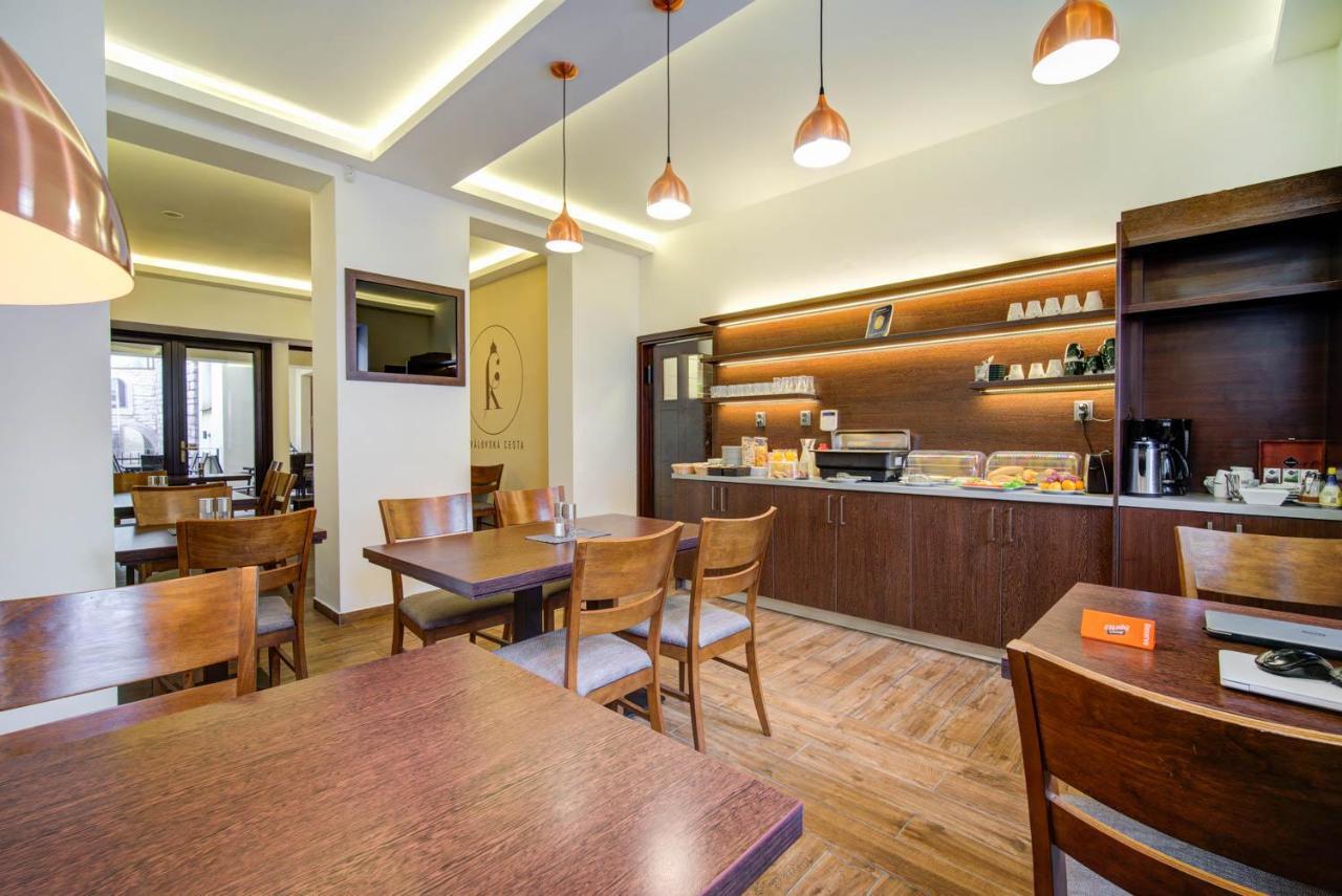 Penzion Kralovska Cesta Brünn Exterior foto