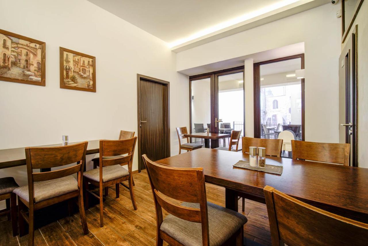 Penzion Kralovska Cesta Brünn Exterior foto